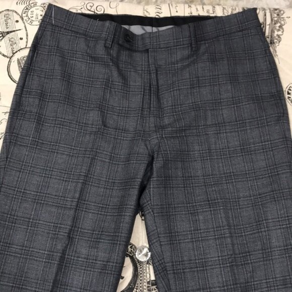 🎁 Calvin Klein Men's Slim-Fit Wool Trousers Dress Pants